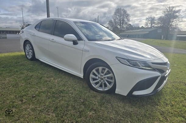 2021 Toyota Camry Hybrid Ascent Sport image 4