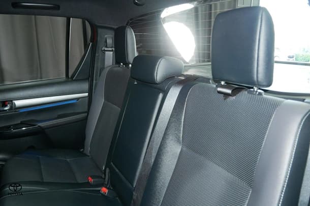 2024 Toyota Hilux 4x4 Rogue image 25