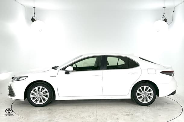 2023 Toyota Camry Hybrid Ascent image 7