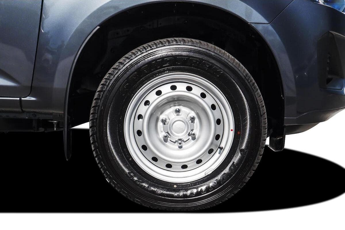 2025 Isuzu D-MAX SX Manual 4x4 MY24 image 22