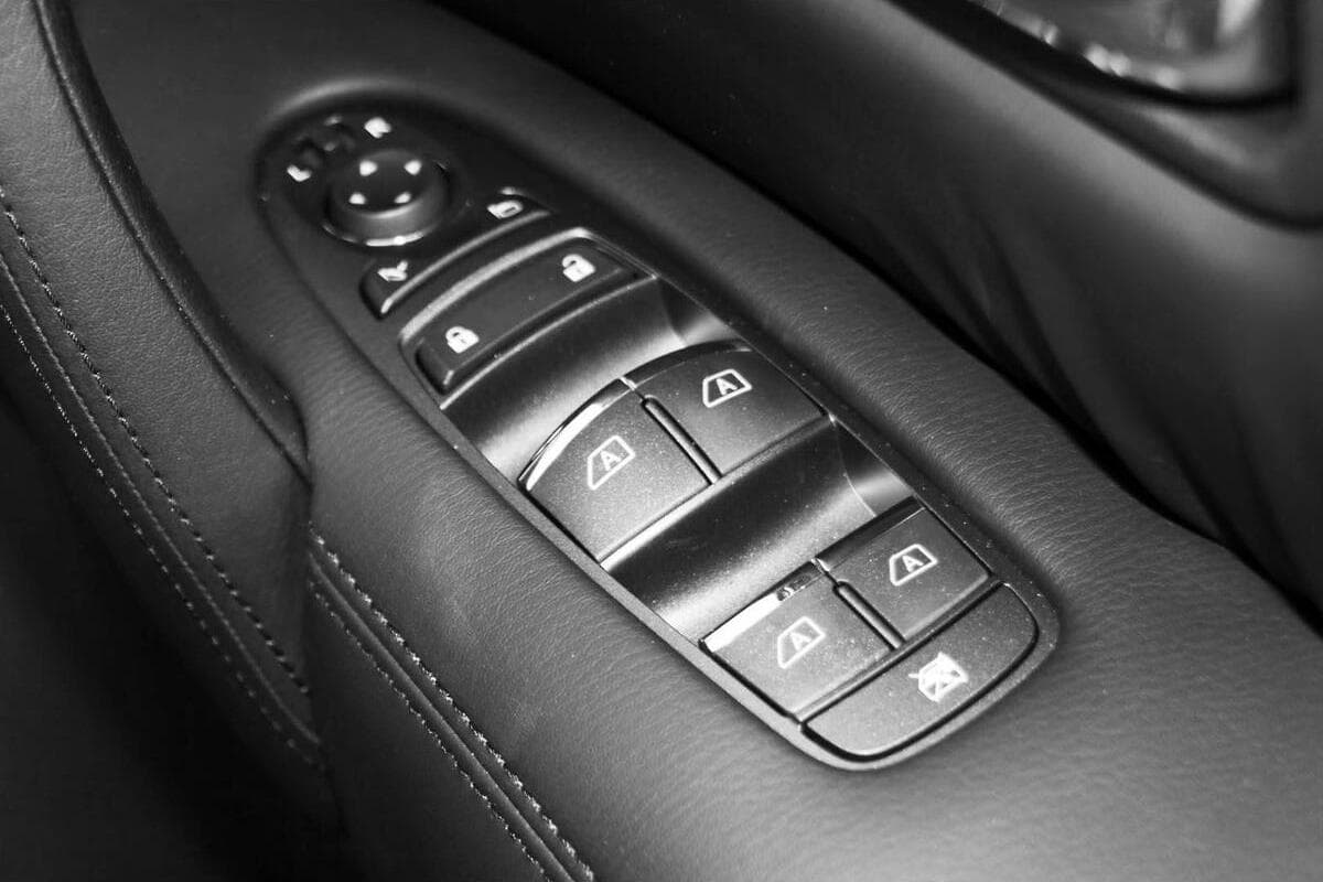 2024 Nissan Patrol Ti Y62 Auto 4x4 MY24 image 14