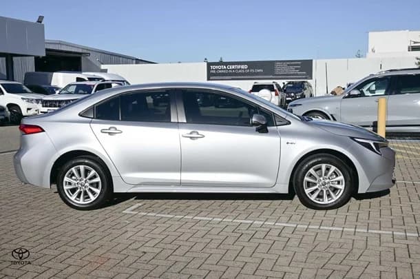 2025 Toyota Corolla Sedan Hybrid Ascent Sport image 3