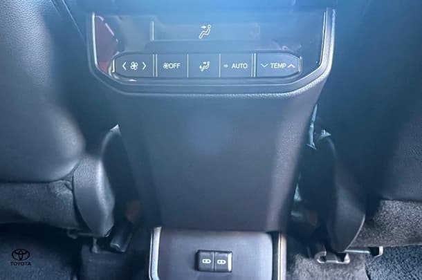 2024 Toyota Kluger Grande image 12