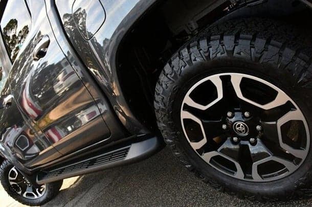 2020 Toyota Hilux SR5 image 4