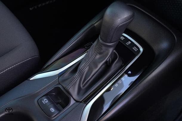 2024 Toyota Corolla Hatch Hybrid Ascent Sport image 18