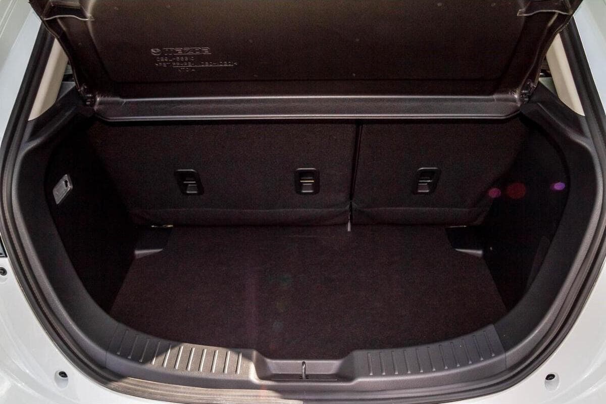 2025 Mazda 2 G15 GT DJ Series Auto image 10