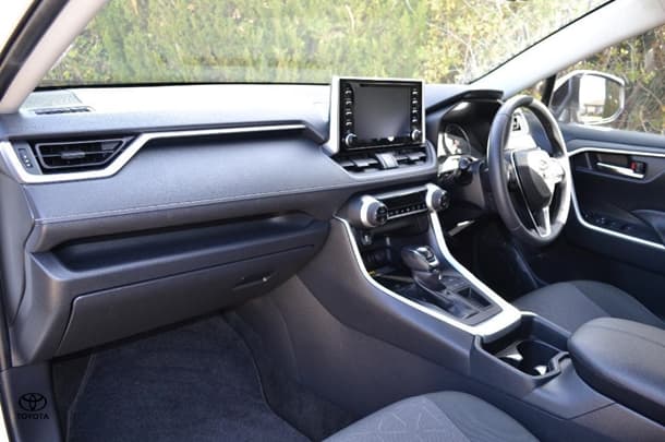 2019 Toyota RAV4 GXL-2WD image 11