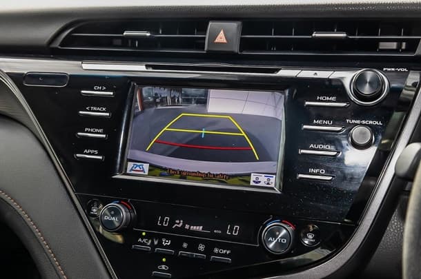 2019 Toyota CAMRY HYBRID Ascent image 21