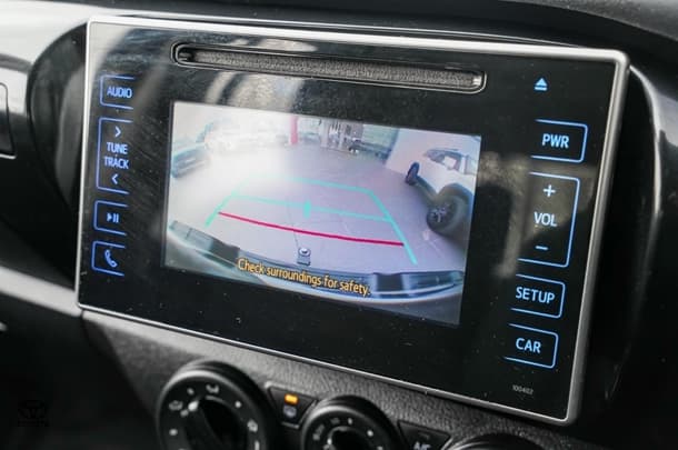 2019 Toyota HILUX Workmate image 13