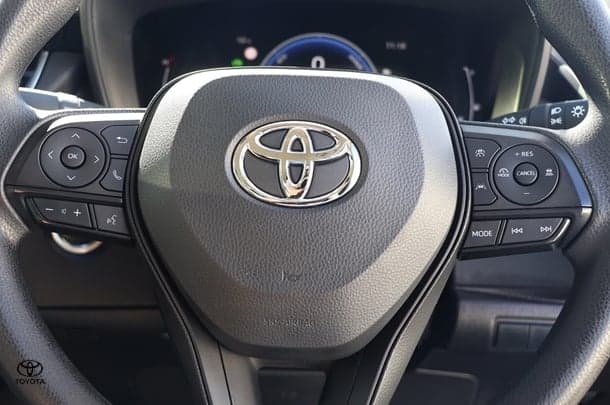 2024 Toyota Corolla Sedan Hybrid Ascent Sport image 3