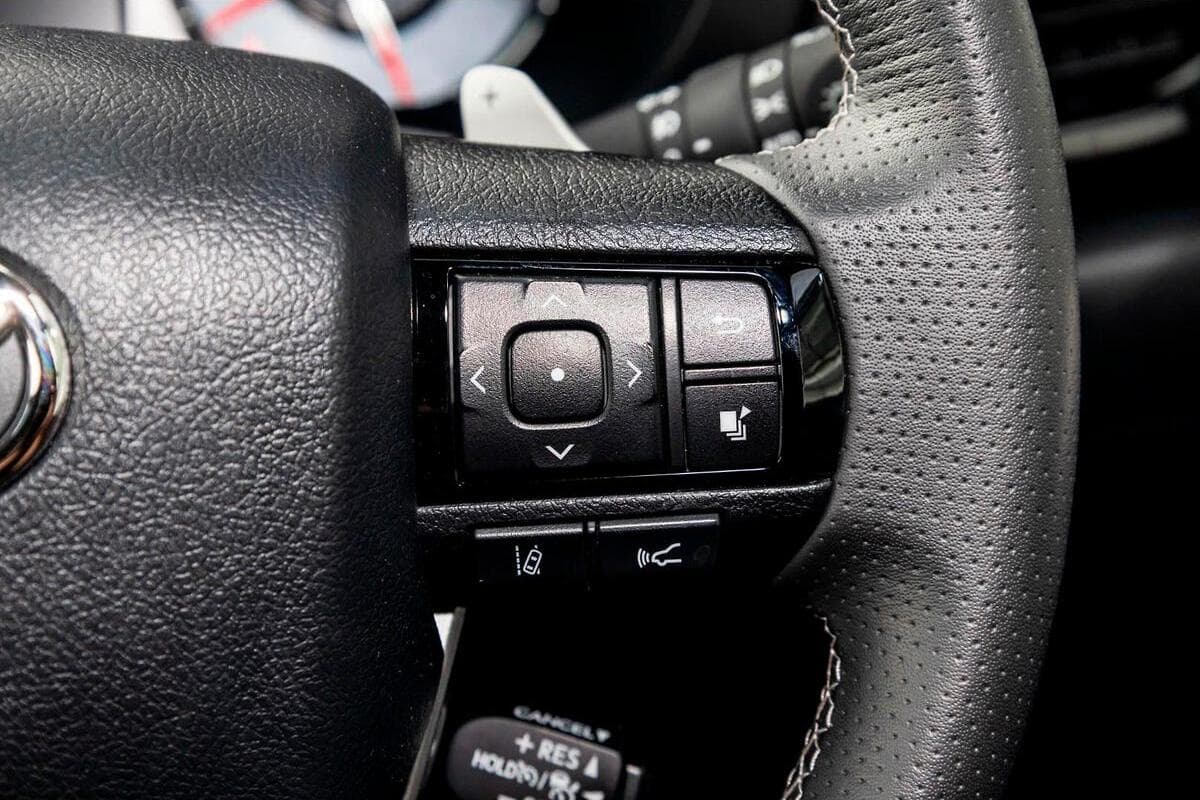 2024 Toyota Hilux GR Sport Auto 4x4 Double Cab image 17