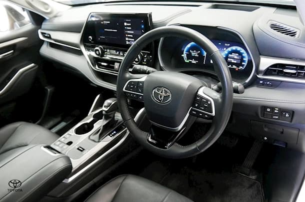 2023 Toyota Kluger Hybrid GRANDE image 8
