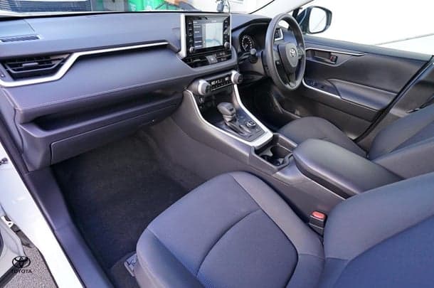 2019 Toyota RAV4 Hybrid GX AWD image 17