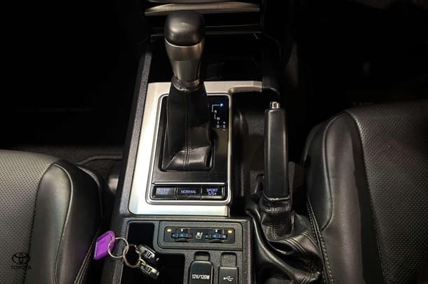 2021 Toyota Prado Kakadu image 27