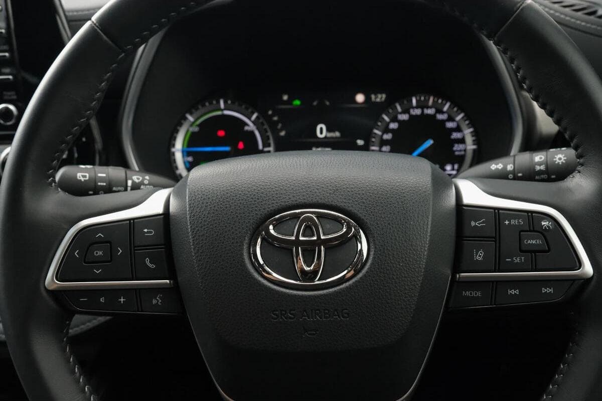 2025 Toyota Kluger Grande Auto eFour image 13