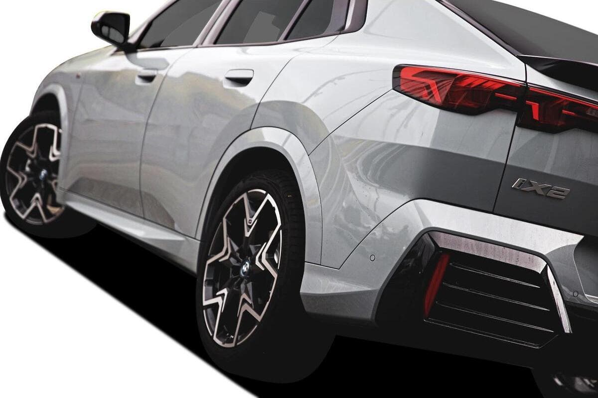 2024 BMW iX2 xDrive30 M Sport U10 Auto AWD image 3