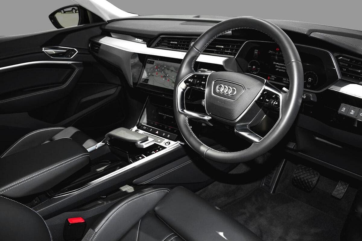 2025 Audi Q8 e-tron 55 Auto e-quattro MY25 image 5
