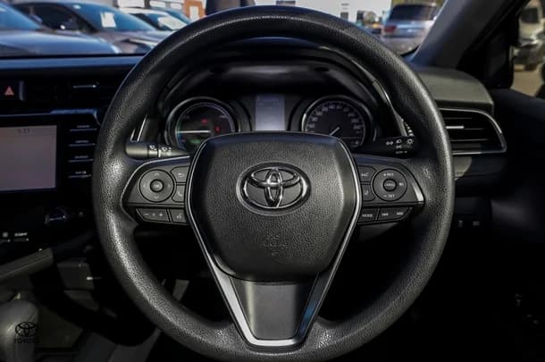 2020 Toyota CAMRY HYBRID Ascent image 11