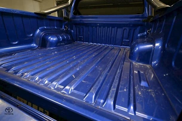 2023 Toyota Hilux SR5 image 8