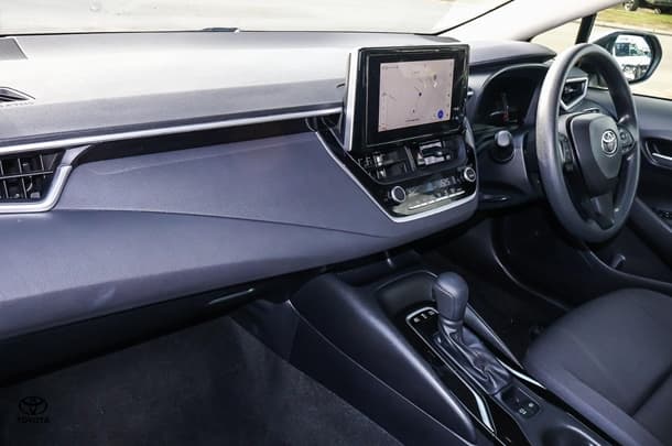 2023 Toyota Corolla Sedan Hybrid Ascent Sport image 9