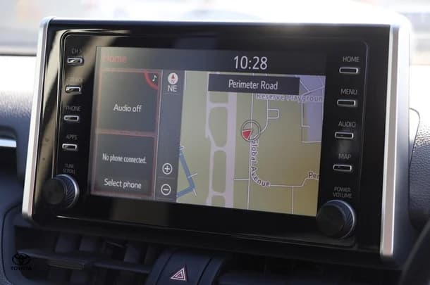 2021 Toyota RAV4 GXL-2WD image 2