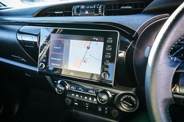 2022 Toyota Hilux 4x4 Rogue image 19