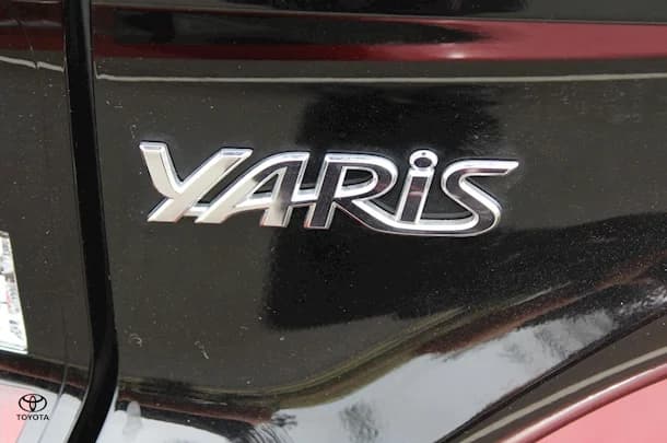 2023 Toyota Yaris Ascent Sport image 12