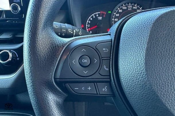 2018 Toyota Corolla Ascent Sport image 19