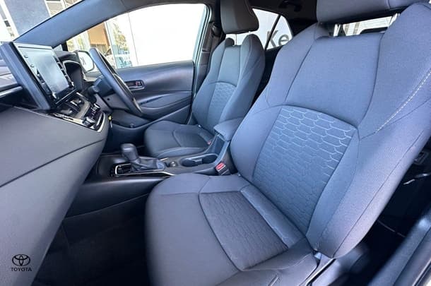 2018 Toyota Corolla Ascent Sport image 12