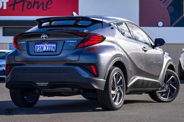 2023 Toyota C-HR Hybrid Koba 2WD image 2