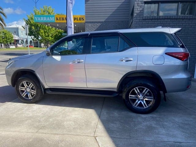 2024 Toyota Fortuner GX image 4