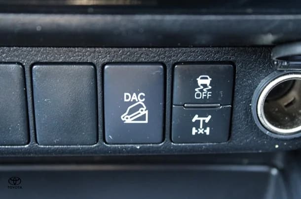 2023 Toyota Hilux 4x4 SR5 image 31