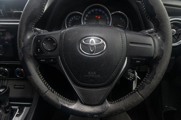 2017 Toyota Corolla Ascent Sport image 10