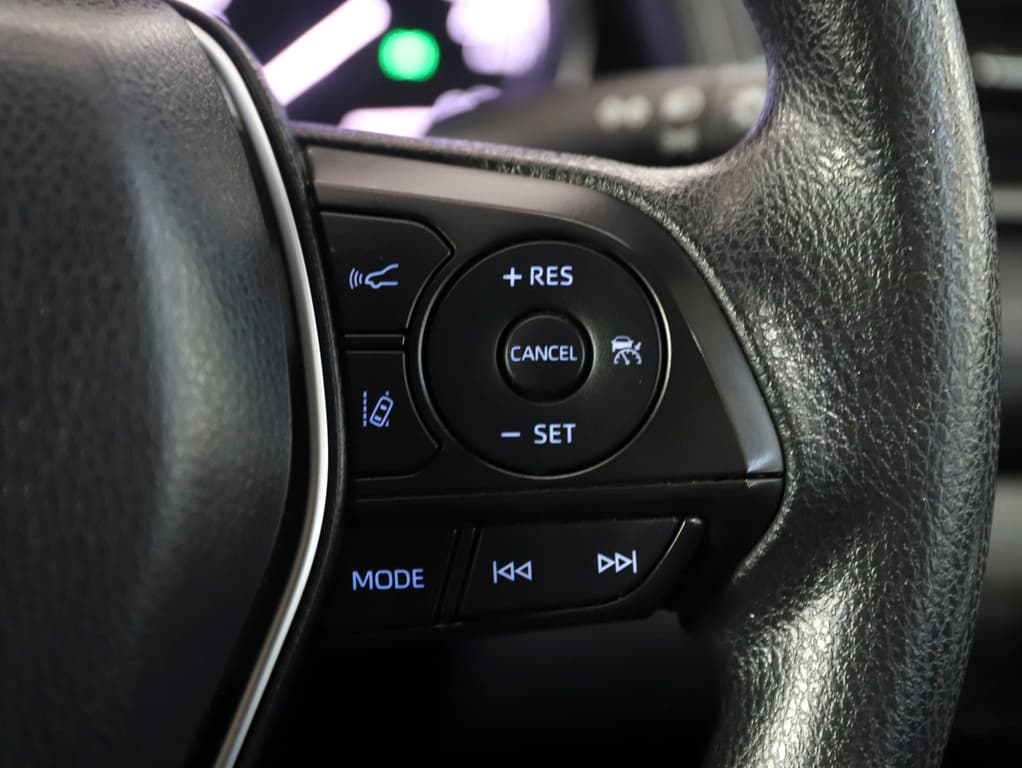 2022 Toyota Camry Hybrid Ascent image 11