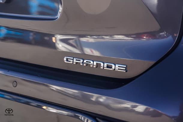 2021 Toyota Kluger Grande image 16