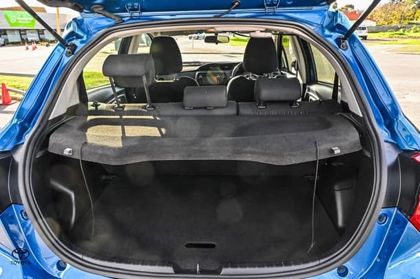 2018 Toyota Yaris ASCENT image 20