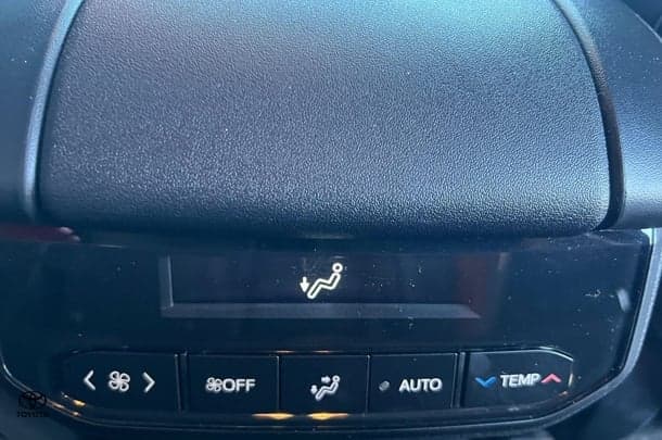 2024 Toyota Kluger GX image 10