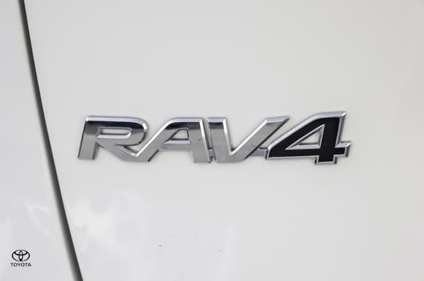 2020 Toyota RAV4 GX-2WD image 22