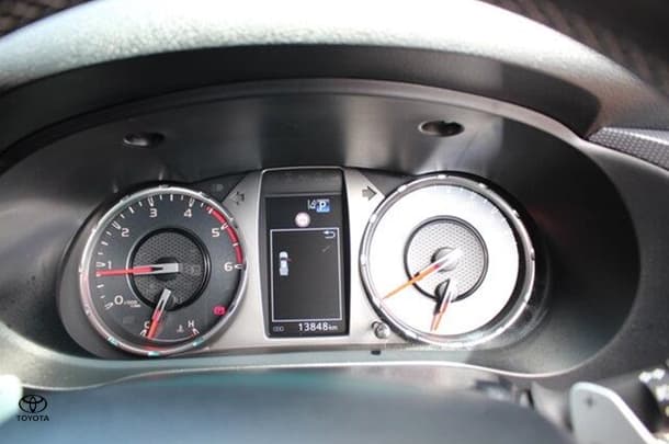 2023 Toyota Hilux GR-S image 17
