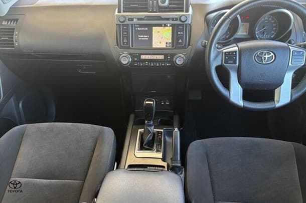 2016 Toyota Prado GXL image 7