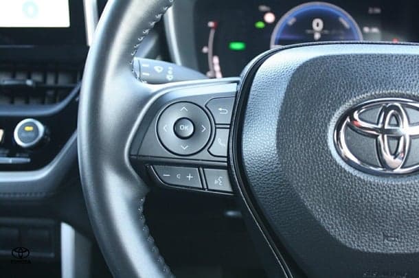 2022 Toyota Corolla Cross Hybrid GXL image 24