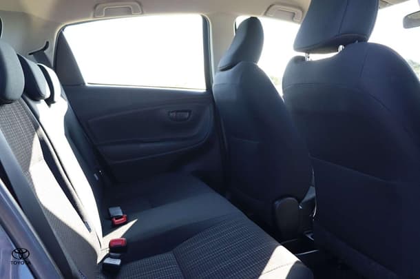 2019 Toyota Yaris Ascent image 21