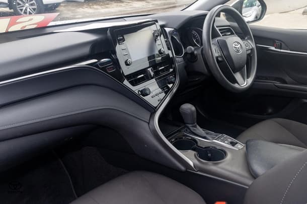 2023 Toyota Camry Hybrid Ascent image 8