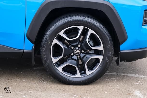 2019 Toyota RAV4 Edge AWD image 19