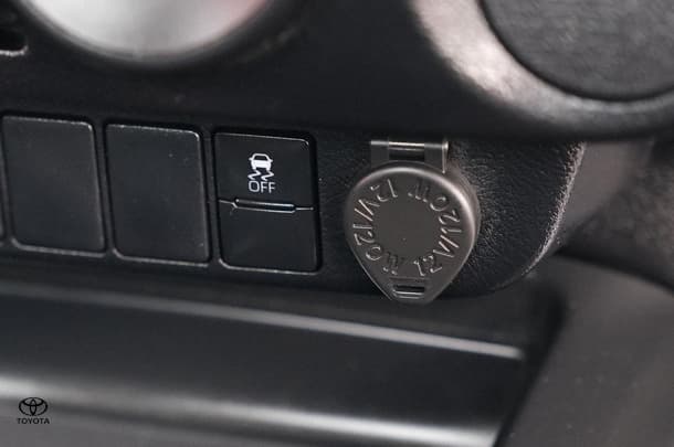 2023 Toyota Hilux 4x2 Workmate image 18