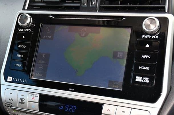 2019 Toyota Prado VX image 12