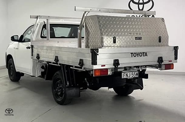 2024 Toyota Hilux Workmate image 8