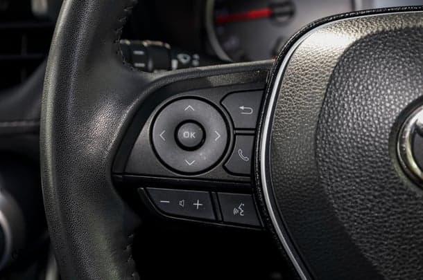 2020 Toyota RAV4 GX-2WD image 11