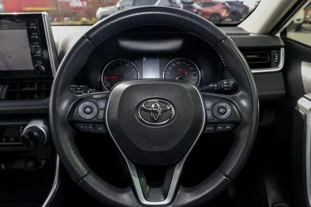 2020 Toyota RAV4 GX-2WD image 10