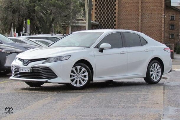 2021 Toyota Camry Hybrid Ascent image 3